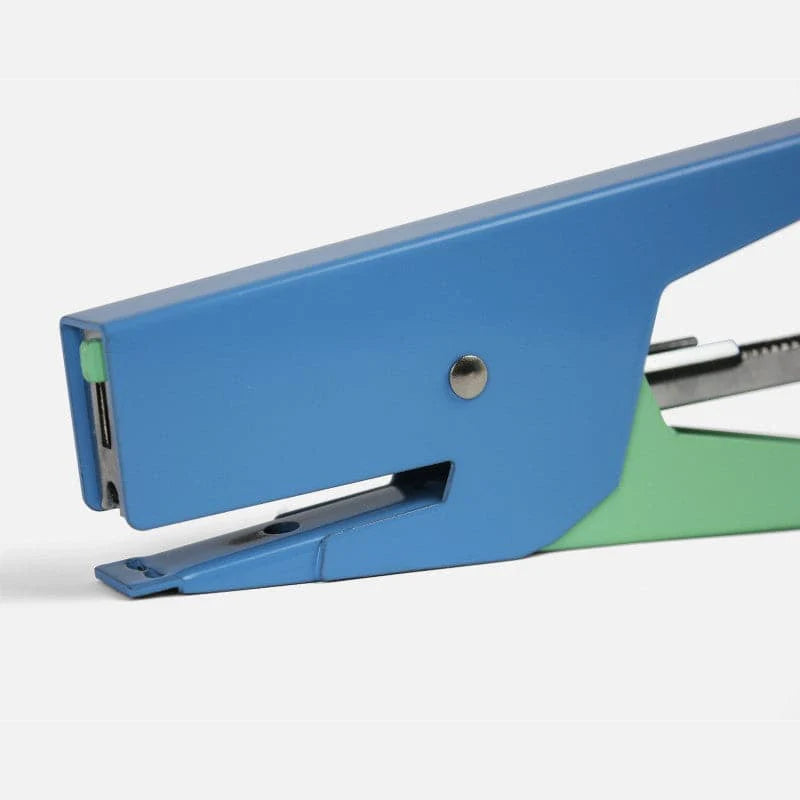 Papier Tigre Stapler with box of staples
