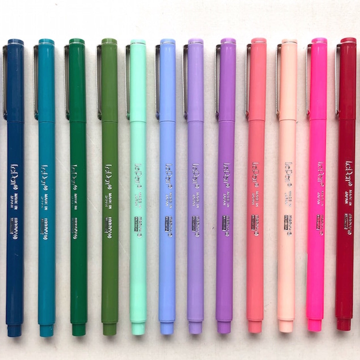Le Pen Fineliner by Marvy Uchida - various colours – The Stationer