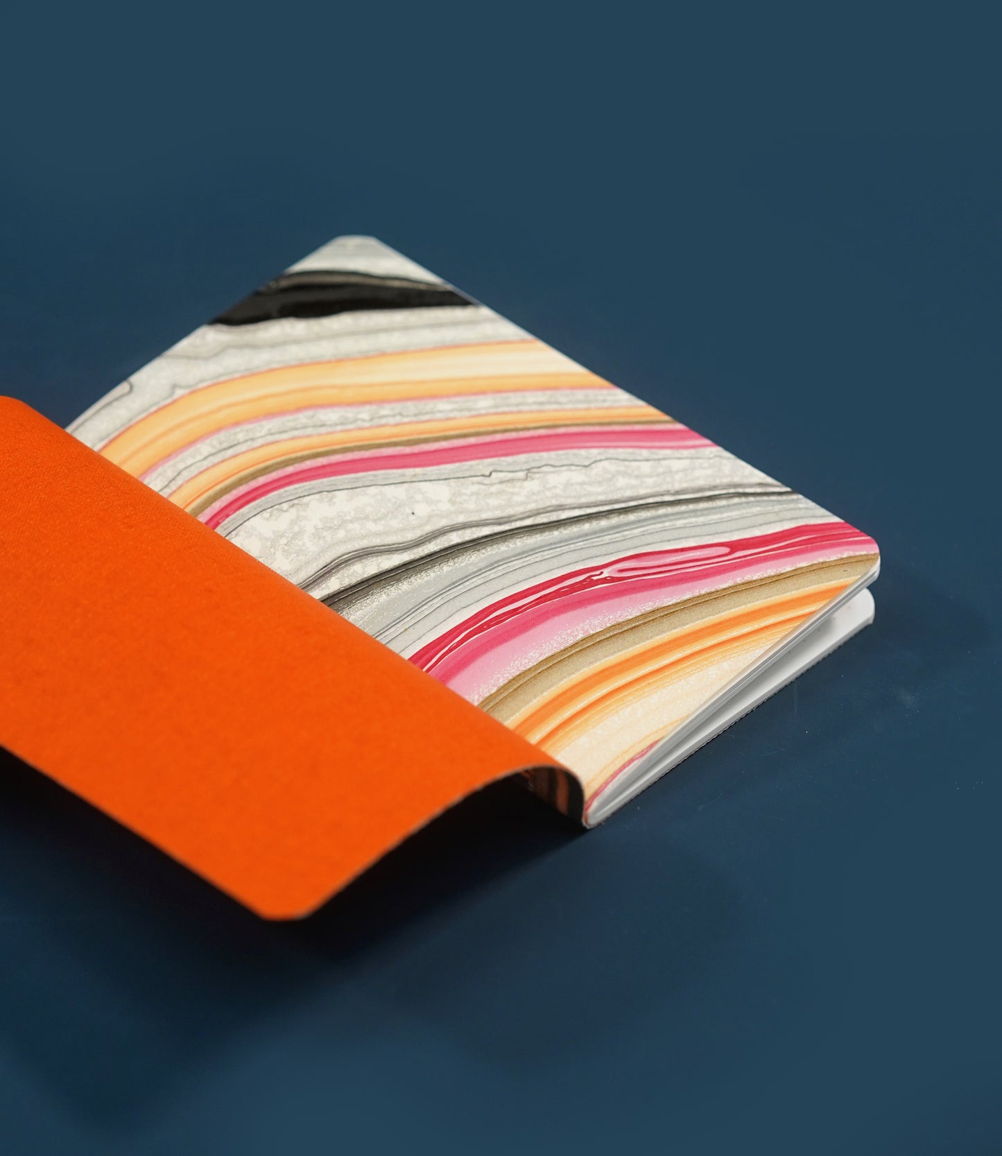 Dapper Notes Limited Edition Notebook: A Blooming Universe
